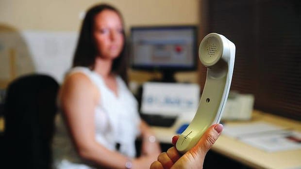 Become a Lifeline Crisis Support volunteer from home