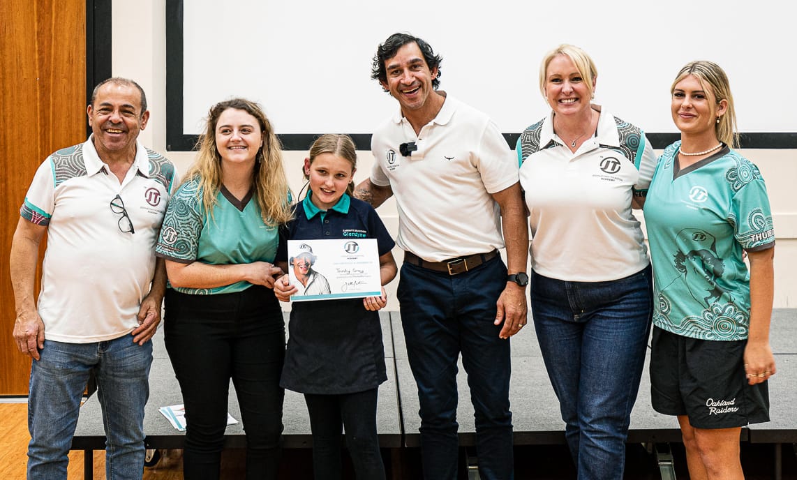 Sporting great supporting Hervey Bay students