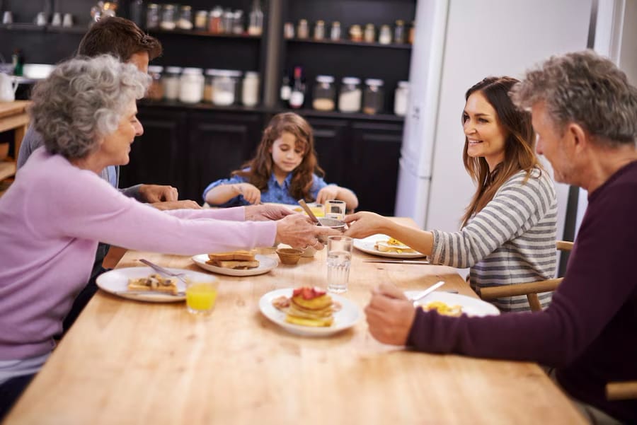 The Lost Practice of the Family Dinner Table. A symptom of our fast-paced world? post image