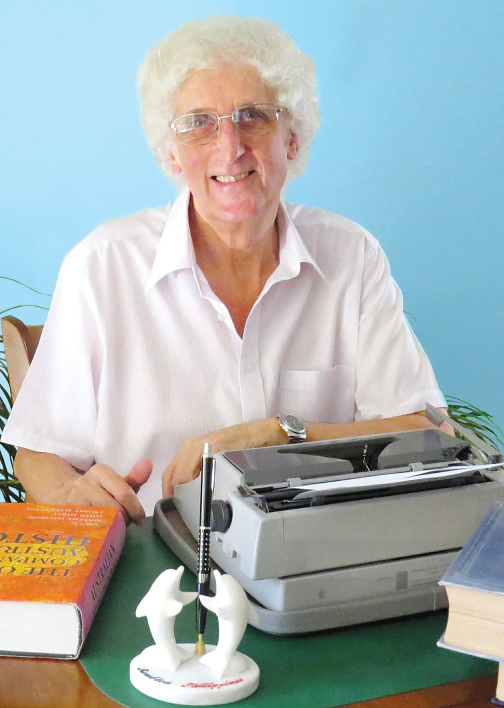 Tony Matthews’ book draws star praise post image