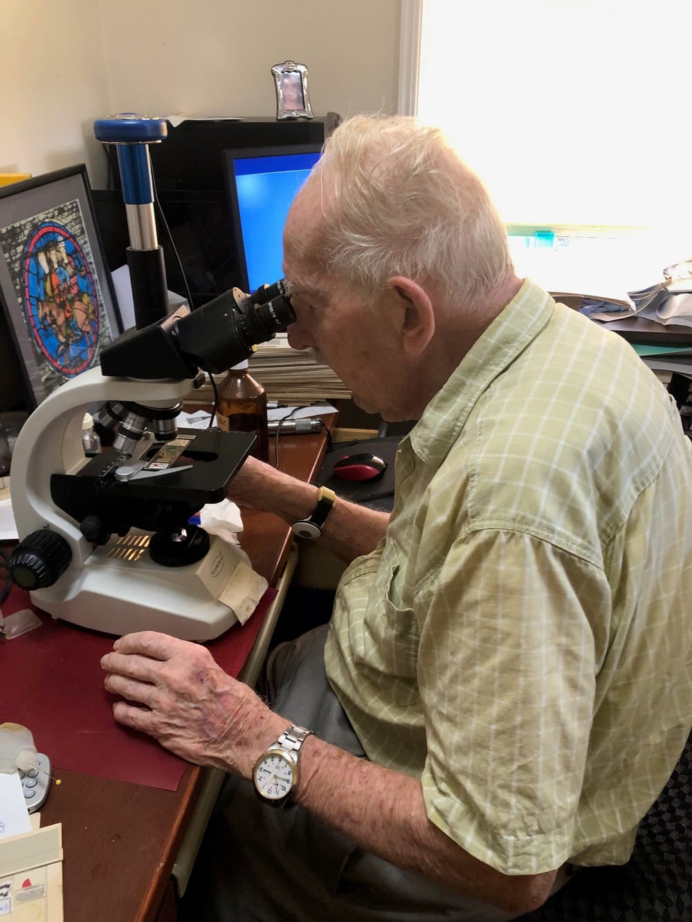 Baycrest zoologist receives STEM award post image