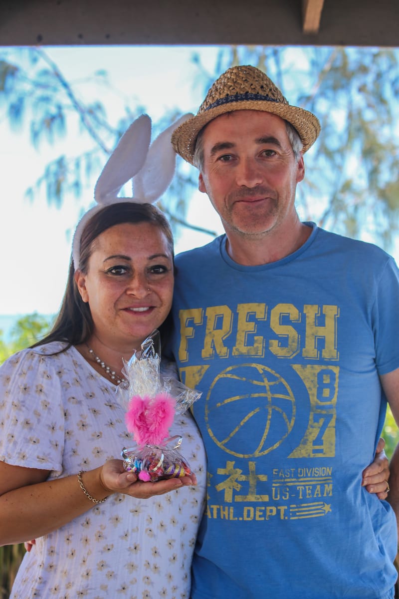 Easter Sunday on the beach in Torquay and Scarness. post image